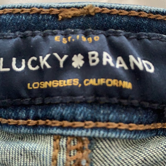 👖HP🎉LUCKY BRAND JEANS👖 - Picture 3 of 12